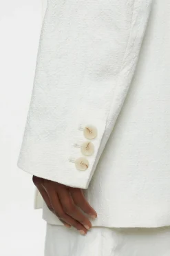 CLOSED Blazers><noscript><img width=