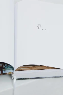 CLOSED Papier><noscript><img width=