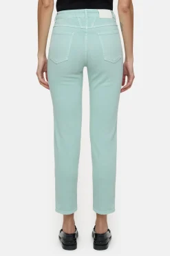CLOSED Jeans><noscript><img width=