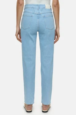 CLOSED Jeans><noscript><img width=
