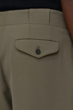 CLOSED Broek><noscript><img width=