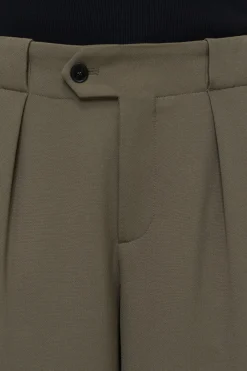 CLOSED Broek><noscript><img width=