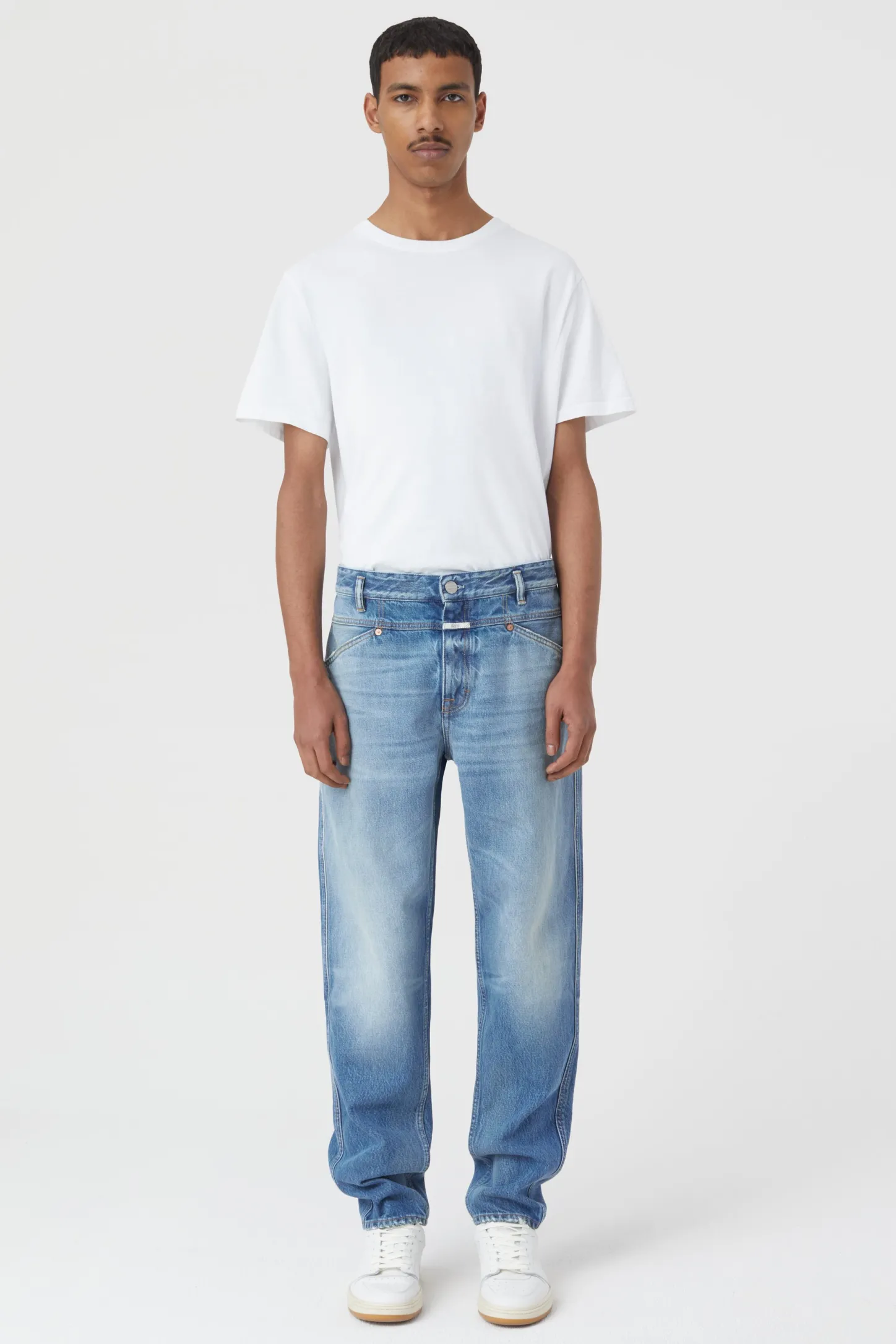 CLOSED Ontspannend>Relaxte Jeans - Stijlnaam X-Lent Tapered Midden Blauw