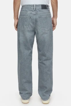 CLOSED Jeans><noscript><img width=