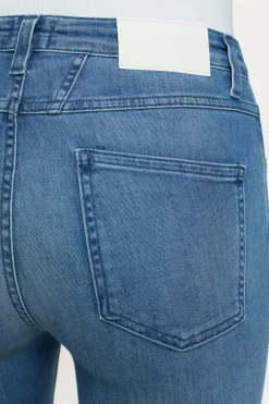 CLOSED Eco-Denim><noscript><img width=
