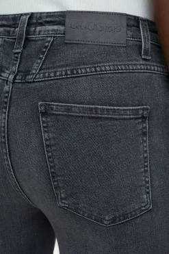 CLOSED Jeans><noscript><img width=