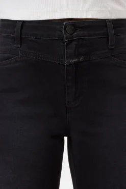 CLOSED Jeans><noscript><img width=