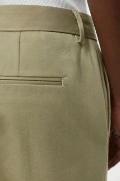 CLOSED Broek><noscript><img width=