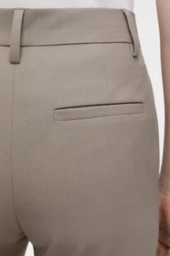 CLOSED Broek><noscript><img width=