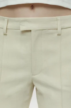CLOSED Broek><noscript><img width=