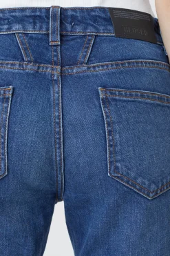 CLOSED Jeans><noscript><img width=