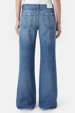 CLOSED Jeans><noscript><img width=