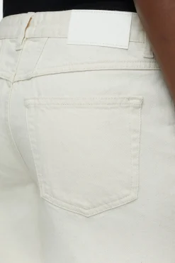 CLOSED Jeans><noscript><img width=