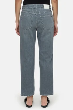 CLOSED Jeans><noscript><img width=