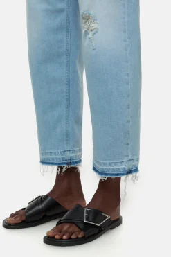CLOSED Jeans><noscript><img width=