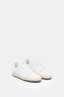 CLOSED Sneakers><noscript><img width=