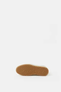 CLOSED Sneakers><noscript><img width=
