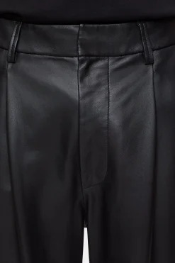 CLOSED Broek><noscript><img width=