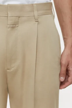 CLOSED Broek><noscript><img width=