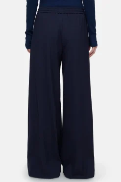 CLOSED Broek><noscript><img width=