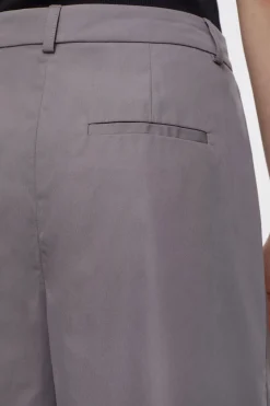 CLOSED Broek><noscript><img width=
