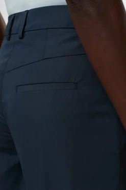 CLOSED Broek><noscript><img width=