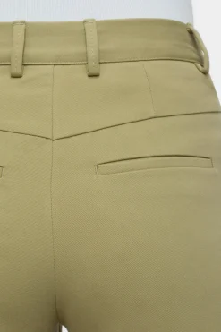 CLOSED Broek><noscript><img width=