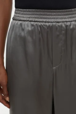 CLOSED Broek><noscript><img width=