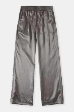 CLOSED Broek><noscript><img width=