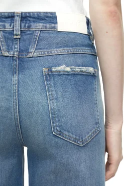 CLOSED Jeans><noscript><img width=