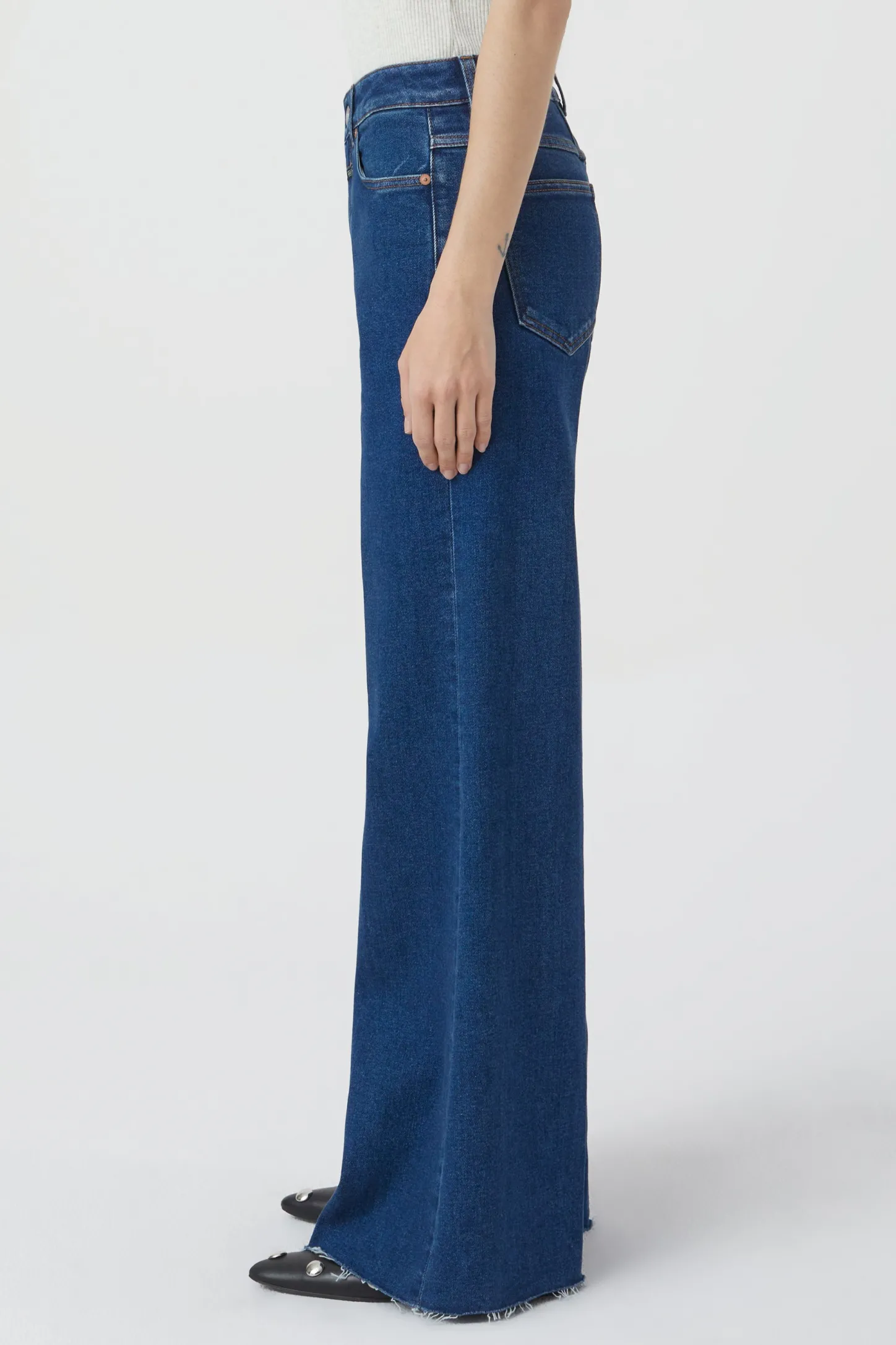 CLOSED Lange Denim>Wijde Jeans - Stijlnaam Glow-Up Donkerblauw