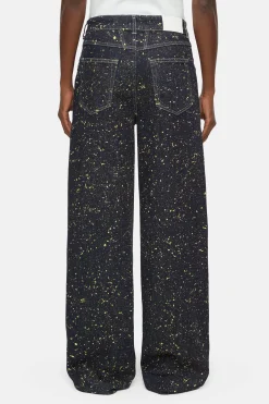 CLOSED Eco-Denim><noscript><img width=