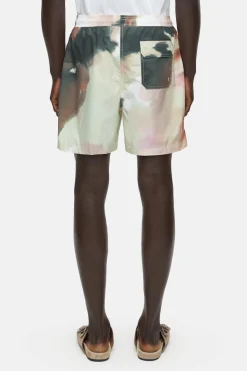 CLOSED Korte Broek><noscript><img width=